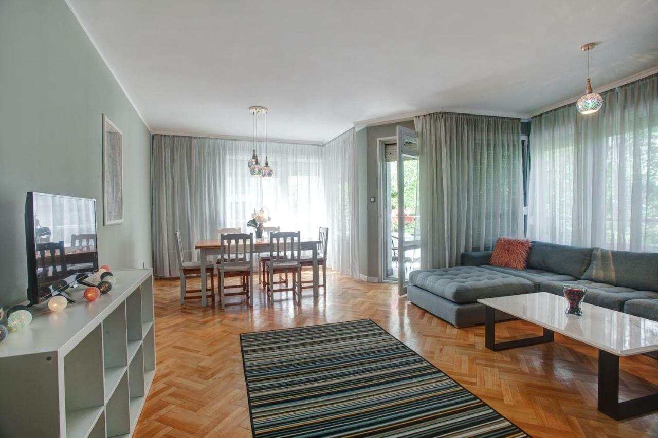 Spacious Flat Close To The American Embassy Sofia Ngoại thất bức ảnh